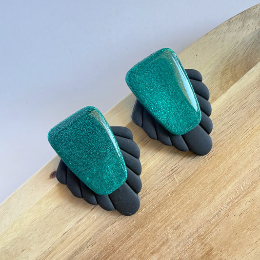 Evergreen extra statement studs