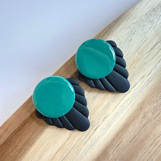 Jaded extra statement studs