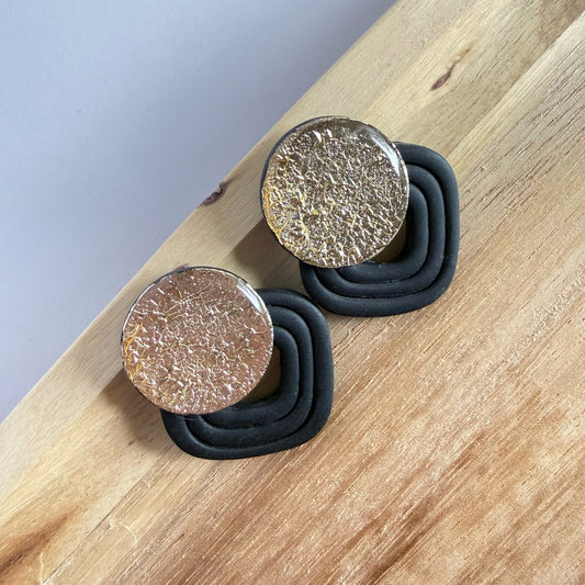 Luxe Deco extra statement studs