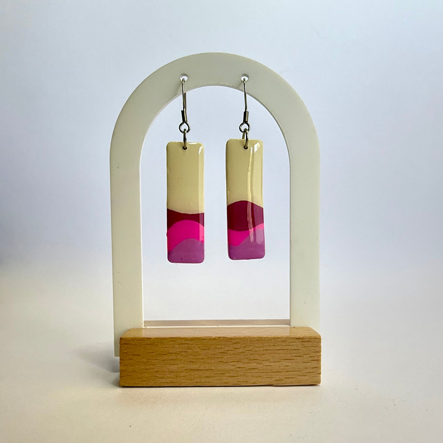 Alive hook dangles (pink)