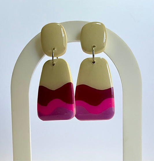 Alive dangles (pink)
