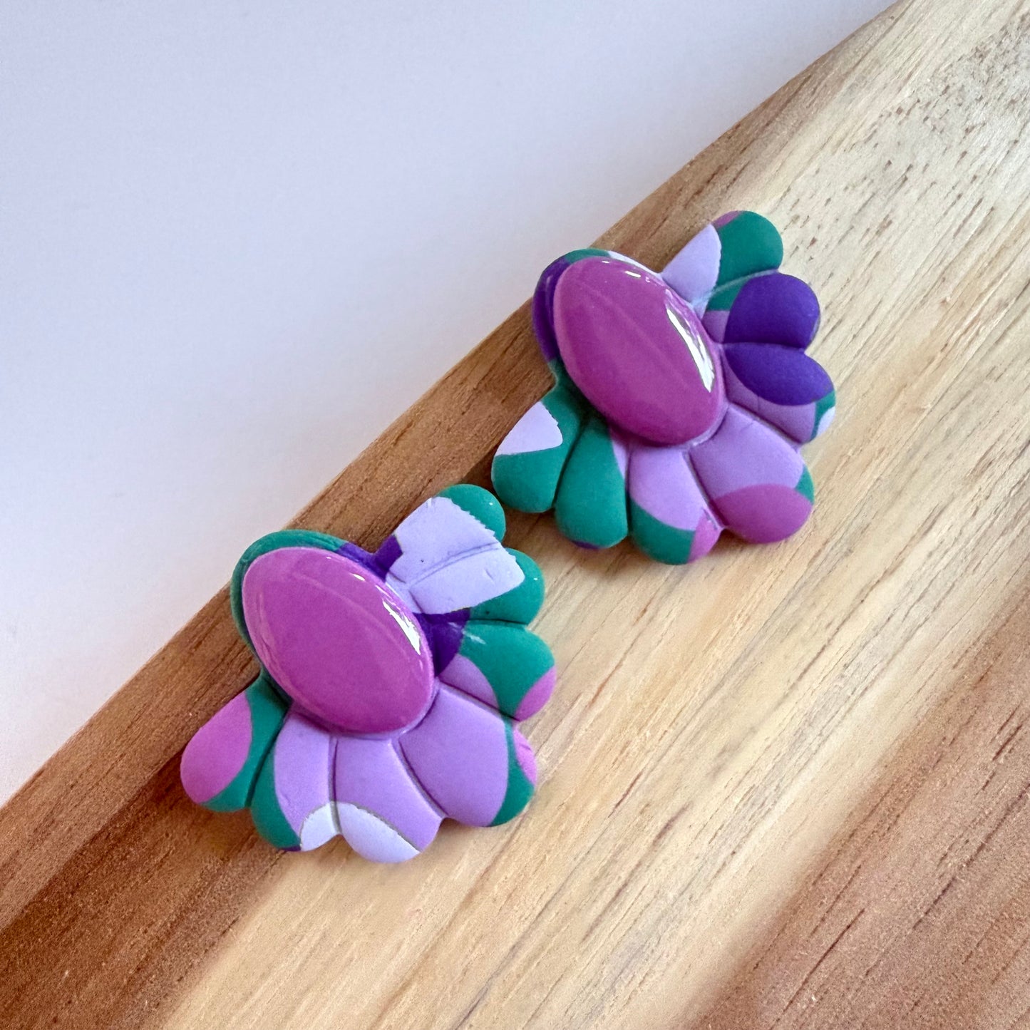Forever mauve extra statement studs