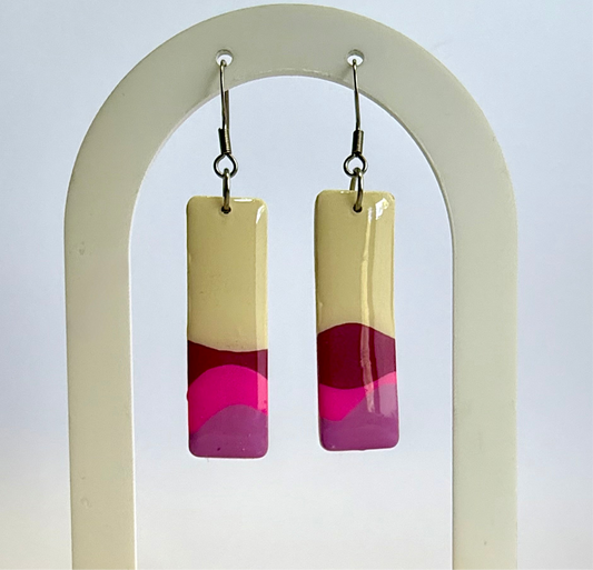 Alive hook dangles (pink)