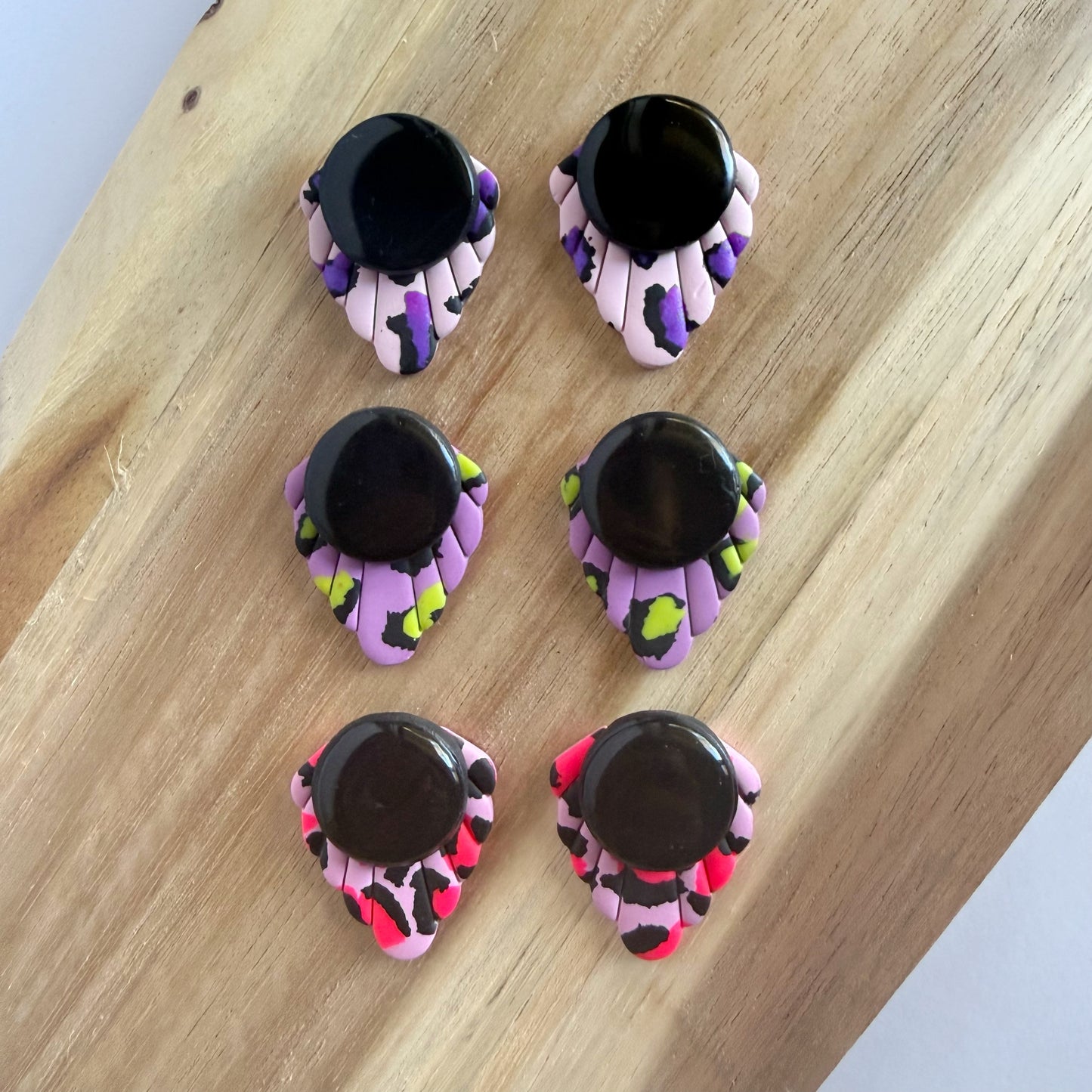 Super Leopard extra statement studs
