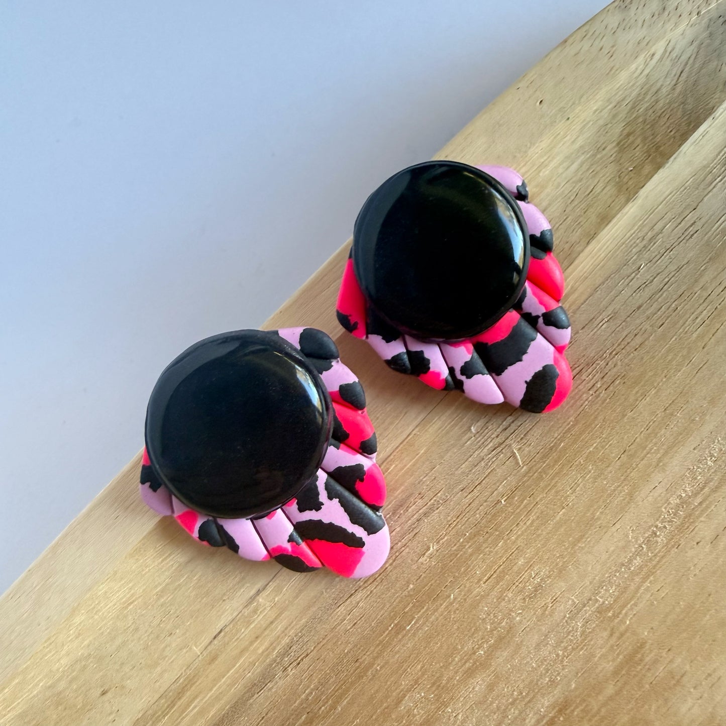 Bold Leopard extra statement studs