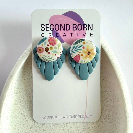 Garden Glory extra statement studs (blue)