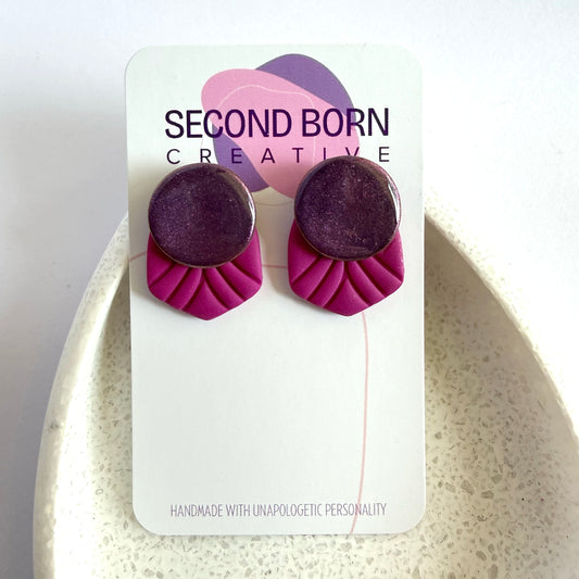 Vivid extra statement studs