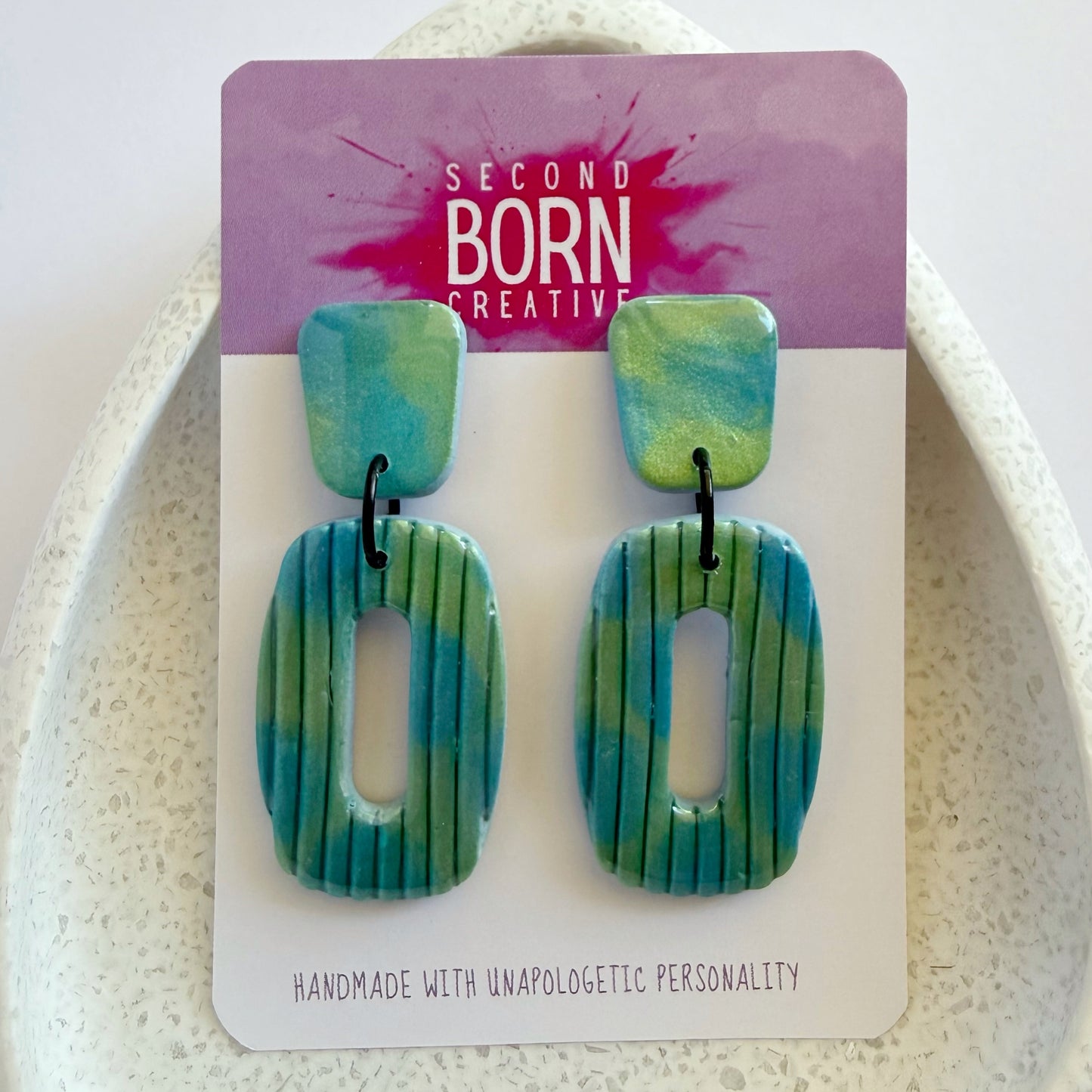 Never Seen dangles (one pair only!)